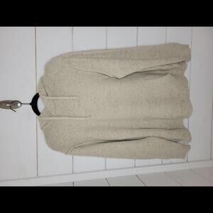 American Eagle Outfitters XXL cream hooded pullover with kangaroo pocket